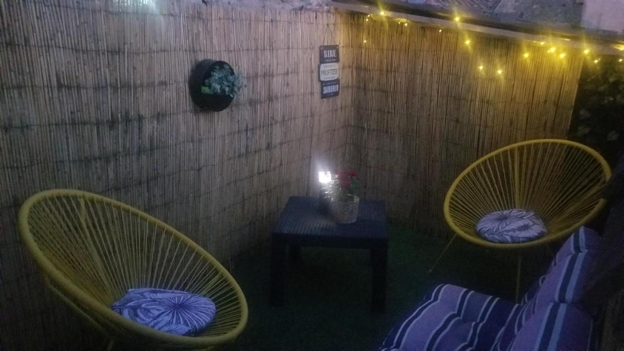 Chambre D'Hote La Petite Maison Du Puits Боллен Экстерьер фото
